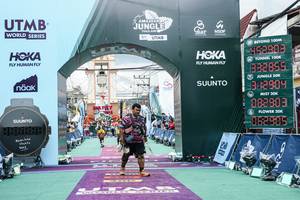 BIB: 
                            <button type="button" onclick="openModal(26371232)" class="btn btn-primary btn-sm float-right btn-popup" data-toggle="modal" data-target=".modal-high-quality">
                        <i class="fas fa-shopping-cart"></i> Add to Cart
                    </button>
                                            <button type="button" onclick="isThisMe(26371232, true)" class="btn btn-success btn-sm float-right btn-popup btn-isme hidden" data-toggle="tooltip" data-placement="bottom" title="นี่คือรูปของคุณใช่ไหม คลิกที่นี่เพื่อเอาเข้าอัลบั้ม">
                        <i class="fas fa-plus"></i> Add to album
                    </button>
                    <button type="button" onclick="isThisMe(26371232, false)" class="btn btn-warning btn-sm float-right btn-popup btn-isnotme hidden">
                        <i class="fas fa-ban"></i> Remove from album
                    </button>