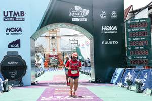 BIB: 
                            <button type="button" onclick="openModal(26371017)" class="btn btn-primary btn-sm float-right btn-popup" data-toggle="modal" data-target=".modal-high-quality">
                        <i class="fas fa-shopping-cart"></i> Add to Cart
                    </button>
                                            <button type="button" onclick="isThisMe(26371017, true)" class="btn btn-success btn-sm float-right btn-popup btn-isme hidden" data-toggle="tooltip" data-placement="bottom" title="นี่คือรูปของคุณใช่ไหม คลิกที่นี่เพื่อเอาเข้าอัลบั้ม">
                        <i class="fas fa-plus"></i> Add to album
                    </button>
                    <button type="button" onclick="isThisMe(26371017, false)" class="btn btn-warning btn-sm float-right btn-popup btn-isnotme hidden">
                        <i class="fas fa-ban"></i> Remove from album
                    </button>