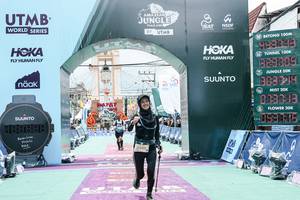 BIB: 
                            <button type="button" onclick="openModal(26371050)" class="btn btn-primary btn-sm float-right btn-popup" data-toggle="modal" data-target=".modal-high-quality">
                        <i class="fas fa-shopping-cart"></i> Add to Cart
                    </button>
                                            <button type="button" onclick="isThisMe(26371050, true)" class="btn btn-success btn-sm float-right btn-popup btn-isme hidden" data-toggle="tooltip" data-placement="bottom" title="นี่คือรูปของคุณใช่ไหม คลิกที่นี่เพื่อเอาเข้าอัลบั้ม">
                        <i class="fas fa-plus"></i> Add to album
                    </button>
                    <button type="button" onclick="isThisMe(26371050, false)" class="btn btn-warning btn-sm float-right btn-popup btn-isnotme hidden">
                        <i class="fas fa-ban"></i> Remove from album
                    </button>