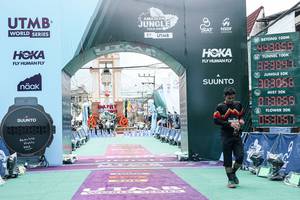 BIB: 
                            <button type="button" onclick="openModal(26371004)" class="btn btn-primary btn-sm float-right btn-popup" data-toggle="modal" data-target=".modal-high-quality">
                        <i class="fas fa-shopping-cart"></i> Add to Cart
                    </button>
                                            <button type="button" onclick="isThisMe(26371004, true)" class="btn btn-success btn-sm float-right btn-popup btn-isme hidden" data-toggle="tooltip" data-placement="bottom" title="นี่คือรูปของคุณใช่ไหม คลิกที่นี่เพื่อเอาเข้าอัลบั้ม">
                        <i class="fas fa-plus"></i> Add to album
                    </button>
                    <button type="button" onclick="isThisMe(26371004, false)" class="btn btn-warning btn-sm float-right btn-popup btn-isnotme hidden">
                        <i class="fas fa-ban"></i> Remove from album
                    </button>