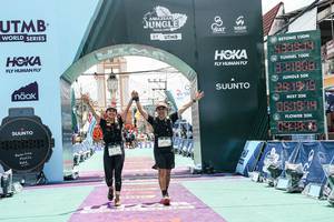 BIB: 
                            <button type="button" onclick="openModal(26370044)" class="btn btn-primary btn-sm float-right btn-popup" data-toggle="modal" data-target=".modal-high-quality">
                        <i class="fas fa-shopping-cart"></i> Add to Cart
                    </button>
                                            <button type="button" onclick="isThisMe(26370044, true)" class="btn btn-success btn-sm float-right btn-popup btn-isme hidden" data-toggle="tooltip" data-placement="bottom" title="นี่คือรูปของคุณใช่ไหม คลิกที่นี่เพื่อเอาเข้าอัลบั้ม">
                        <i class="fas fa-plus"></i> Add to album
                    </button>
                    <button type="button" onclick="isThisMe(26370044, false)" class="btn btn-warning btn-sm float-right btn-popup btn-isnotme hidden">
                        <i class="fas fa-ban"></i> Remove from album
                    </button>