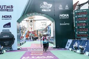 BIB: 
                            <button type="button" onclick="openModal(26370766)" class="btn btn-primary btn-sm float-right btn-popup" data-toggle="modal" data-target=".modal-high-quality">
                        <i class="fas fa-shopping-cart"></i> Add to Cart
                    </button>
                                            <button type="button" onclick="isThisMe(26370766, true)" class="btn btn-success btn-sm float-right btn-popup btn-isme hidden" data-toggle="tooltip" data-placement="bottom" title="นี่คือรูปของคุณใช่ไหม คลิกที่นี่เพื่อเอาเข้าอัลบั้ม">
                        <i class="fas fa-plus"></i> Add to album
                    </button>
                    <button type="button" onclick="isThisMe(26370766, false)" class="btn btn-warning btn-sm float-right btn-popup btn-isnotme hidden">
                        <i class="fas fa-ban"></i> Remove from album
                    </button>