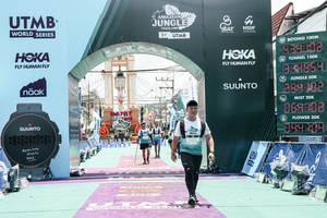 BIB: 
                            <button type="button" onclick="openModal(26370448)" class="btn btn-primary btn-sm float-right btn-popup" data-toggle="modal" data-target=".modal-high-quality">
                        <i class="fas fa-shopping-cart"></i> Add to Cart
                    </button>
                                            <button type="button" onclick="isThisMe(26370448, true)" class="btn btn-success btn-sm float-right btn-popup btn-isme hidden" data-toggle="tooltip" data-placement="bottom" title="นี่คือรูปของคุณใช่ไหม คลิกที่นี่เพื่อเอาเข้าอัลบั้ม">
                        <i class="fas fa-plus"></i> Add to album
                    </button>
                    <button type="button" onclick="isThisMe(26370448, false)" class="btn btn-warning btn-sm float-right btn-popup btn-isnotme hidden">
                        <i class="fas fa-ban"></i> Remove from album
                    </button>