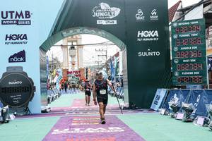 BIB: 
                            <button type="button" onclick="openModal(26370247)" class="btn btn-primary btn-sm float-right btn-popup" data-toggle="modal" data-target=".modal-high-quality">
                        <i class="fas fa-shopping-cart"></i> Add to Cart
                    </button>
                                            <button type="button" onclick="isThisMe(26370247, true)" class="btn btn-success btn-sm float-right btn-popup btn-isme hidden" data-toggle="tooltip" data-placement="bottom" title="นี่คือรูปของคุณใช่ไหม คลิกที่นี่เพื่อเอาเข้าอัลบั้ม">
                        <i class="fas fa-plus"></i> Add to album
                    </button>
                    <button type="button" onclick="isThisMe(26370247, false)" class="btn btn-warning btn-sm float-right btn-popup btn-isnotme hidden">
                        <i class="fas fa-ban"></i> Remove from album
                    </button>