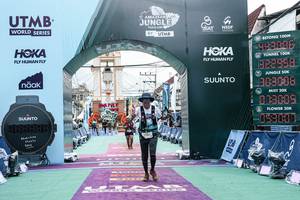 BIB: 
                            <button type="button" onclick="openModal(26370990)" class="btn btn-primary btn-sm float-right btn-popup" data-toggle="modal" data-target=".modal-high-quality">
                        <i class="fas fa-shopping-cart"></i> Add to Cart
                    </button>
                                            <button type="button" onclick="isThisMe(26370990, true)" class="btn btn-success btn-sm float-right btn-popup btn-isme hidden" data-toggle="tooltip" data-placement="bottom" title="นี่คือรูปของคุณใช่ไหม คลิกที่นี่เพื่อเอาเข้าอัลบั้ม">
                        <i class="fas fa-plus"></i> Add to album
                    </button>
                    <button type="button" onclick="isThisMe(26370990, false)" class="btn btn-warning btn-sm float-right btn-popup btn-isnotme hidden">
                        <i class="fas fa-ban"></i> Remove from album
                    </button>