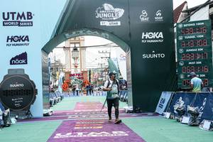 BIB: 
                            <button type="button" onclick="openModal(26370288)" class="btn btn-primary btn-sm float-right btn-popup" data-toggle="modal" data-target=".modal-high-quality">
                        <i class="fas fa-shopping-cart"></i> Add to Cart
                    </button>
                                            <button type="button" onclick="isThisMe(26370288, true)" class="btn btn-success btn-sm float-right btn-popup btn-isme hidden" data-toggle="tooltip" data-placement="bottom" title="นี่คือรูปของคุณใช่ไหม คลิกที่นี่เพื่อเอาเข้าอัลบั้ม">
                        <i class="fas fa-plus"></i> Add to album
                    </button>
                    <button type="button" onclick="isThisMe(26370288, false)" class="btn btn-warning btn-sm float-right btn-popup btn-isnotme hidden">
                        <i class="fas fa-ban"></i> Remove from album
                    </button>