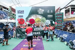 BIB: 
                            <button type="button" onclick="openModal(26371246)" class="btn btn-primary btn-sm float-right btn-popup" data-toggle="modal" data-target=".modal-high-quality">
                        <i class="fas fa-shopping-cart"></i> Add to Cart
                    </button>
                                            <button type="button" onclick="isThisMe(26371246, true)" class="btn btn-success btn-sm float-right btn-popup btn-isme hidden" data-toggle="tooltip" data-placement="bottom" title="นี่คือรูปของคุณใช่ไหม คลิกที่นี่เพื่อเอาเข้าอัลบั้ม">
                        <i class="fas fa-plus"></i> Add to album
                    </button>
                    <button type="button" onclick="isThisMe(26371246, false)" class="btn btn-warning btn-sm float-right btn-popup btn-isnotme hidden">
                        <i class="fas fa-ban"></i> Remove from album
                    </button>