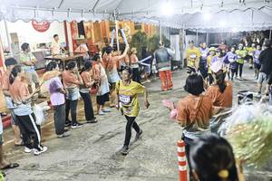 BIB: 
                            <button type="button" onclick="openModal(26305597)" class="btn btn-primary btn-sm float-right btn-popup" data-toggle="modal" data-target=".modal-high-quality">
                        <i class="fas fa-shopping-cart"></i> Add to Cart
                    </button>
                                            <button type="button" onclick="isThisMe(26305597, true)" class="btn btn-success btn-sm float-right btn-popup btn-isme hidden" data-toggle="tooltip" data-placement="bottom" title="นี่คือรูปของคุณใช่ไหม คลิกที่นี่เพื่อเอาเข้าอัลบั้ม">
                        <i class="fas fa-plus"></i> Add to album
                    </button>
                    <button type="button" onclick="isThisMe(26305597, false)" class="btn btn-warning btn-sm float-right btn-popup btn-isnotme hidden">
                        <i class="fas fa-ban"></i> Remove from album
                    </button>