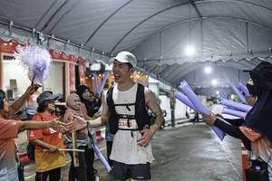 BIB: 
                            <button type="button" onclick="openModal(26304109)" class="btn btn-primary btn-sm float-right btn-popup" data-toggle="modal" data-target=".modal-high-quality">
                        <i class="fas fa-shopping-cart"></i> Add to Cart
                    </button>
                                            <button type="button" onclick="isThisMe(26304109, true)" class="btn btn-success btn-sm float-right btn-popup btn-isme hidden" data-toggle="tooltip" data-placement="bottom" title="นี่คือรูปของคุณใช่ไหม คลิกที่นี่เพื่อเอาเข้าอัลบั้ม">
                        <i class="fas fa-plus"></i> Add to album
                    </button>
                    <button type="button" onclick="isThisMe(26304109, false)" class="btn btn-warning btn-sm float-right btn-popup btn-isnotme hidden">
                        <i class="fas fa-ban"></i> Remove from album
                    </button>