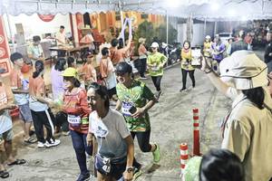 BIB: 
                            <button type="button" onclick="openModal(26305358)" class="btn btn-primary btn-sm float-right btn-popup" data-toggle="modal" data-target=".modal-high-quality">
                        <i class="fas fa-shopping-cart"></i> Add to Cart
                    </button>
                                            <button type="button" onclick="isThisMe(26305358, true)" class="btn btn-success btn-sm float-right btn-popup btn-isme hidden" data-toggle="tooltip" data-placement="bottom" title="นี่คือรูปของคุณใช่ไหม คลิกที่นี่เพื่อเอาเข้าอัลบั้ม">
                        <i class="fas fa-plus"></i> Add to album
                    </button>
                    <button type="button" onclick="isThisMe(26305358, false)" class="btn btn-warning btn-sm float-right btn-popup btn-isnotme hidden">
                        <i class="fas fa-ban"></i> Remove from album
                    </button>