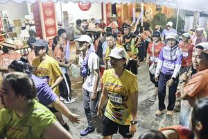 BIB: 
                            <button type="button" onclick="openModal(26305646)" class="btn btn-primary btn-sm float-right btn-popup" data-toggle="modal" data-target=".modal-high-quality">
                        <i class="fas fa-shopping-cart"></i> Add to Cart
                    </button>
                                            <button type="button" onclick="isThisMe(26305646, true)" class="btn btn-success btn-sm float-right btn-popup btn-isme hidden" data-toggle="tooltip" data-placement="bottom" title="นี่คือรูปของคุณใช่ไหม คลิกที่นี่เพื่อเอาเข้าอัลบั้ม">
                        <i class="fas fa-plus"></i> Add to album
                    </button>
                    <button type="button" onclick="isThisMe(26305646, false)" class="btn btn-warning btn-sm float-right btn-popup btn-isnotme hidden">
                        <i class="fas fa-ban"></i> Remove from album
                    </button>