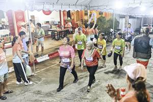 BIB: 
                            <button type="button" onclick="openModal(26306050)" class="btn btn-primary btn-sm float-right btn-popup" data-toggle="modal" data-target=".modal-high-quality">
                        <i class="fas fa-shopping-cart"></i> Add to Cart
                    </button>
                                            <button type="button" onclick="isThisMe(26306050, true)" class="btn btn-success btn-sm float-right btn-popup btn-isme hidden" data-toggle="tooltip" data-placement="bottom" title="นี่คือรูปของคุณใช่ไหม คลิกที่นี่เพื่อเอาเข้าอัลบั้ม">
                        <i class="fas fa-plus"></i> Add to album
                    </button>
                    <button type="button" onclick="isThisMe(26306050, false)" class="btn btn-warning btn-sm float-right btn-popup btn-isnotme hidden">
                        <i class="fas fa-ban"></i> Remove from album
                    </button>