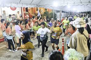 BIB: 
                            <button type="button" onclick="openModal(26305427)" class="btn btn-primary btn-sm float-right btn-popup" data-toggle="modal" data-target=".modal-high-quality">
                        <i class="fas fa-shopping-cart"></i> Add to Cart
                    </button>
                                            <button type="button" onclick="isThisMe(26305427, true)" class="btn btn-success btn-sm float-right btn-popup btn-isme hidden" data-toggle="tooltip" data-placement="bottom" title="นี่คือรูปของคุณใช่ไหม คลิกที่นี่เพื่อเอาเข้าอัลบั้ม">
                        <i class="fas fa-plus"></i> Add to album
                    </button>
                    <button type="button" onclick="isThisMe(26305427, false)" class="btn btn-warning btn-sm float-right btn-popup btn-isnotme hidden">
                        <i class="fas fa-ban"></i> Remove from album
                    </button>