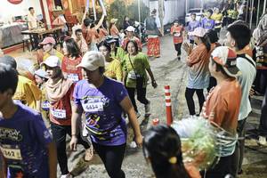 BIB: 
                            <button type="button" onclick="openModal(26305227)" class="btn btn-primary btn-sm float-right btn-popup" data-toggle="modal" data-target=".modal-high-quality">
                        <i class="fas fa-shopping-cart"></i> Add to Cart
                    </button>
                                            <button type="button" onclick="isThisMe(26305227, true)" class="btn btn-success btn-sm float-right btn-popup btn-isme hidden" data-toggle="tooltip" data-placement="bottom" title="นี่คือรูปของคุณใช่ไหม คลิกที่นี่เพื่อเอาเข้าอัลบั้ม">
                        <i class="fas fa-plus"></i> Add to album
                    </button>
                    <button type="button" onclick="isThisMe(26305227, false)" class="btn btn-warning btn-sm float-right btn-popup btn-isnotme hidden">
                        <i class="fas fa-ban"></i> Remove from album
                    </button>