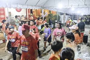 BIB: 
                            <button type="button" onclick="openModal(26305894)" class="btn btn-primary btn-sm float-right btn-popup" data-toggle="modal" data-target=".modal-high-quality">
                        <i class="fas fa-shopping-cart"></i> Add to Cart
                    </button>
                                            <button type="button" onclick="isThisMe(26305894, true)" class="btn btn-success btn-sm float-right btn-popup btn-isme hidden" data-toggle="tooltip" data-placement="bottom" title="นี่คือรูปของคุณใช่ไหม คลิกที่นี่เพื่อเอาเข้าอัลบั้ม">
                        <i class="fas fa-plus"></i> Add to album
                    </button>
                    <button type="button" onclick="isThisMe(26305894, false)" class="btn btn-warning btn-sm float-right btn-popup btn-isnotme hidden">
                        <i class="fas fa-ban"></i> Remove from album
                    </button>