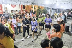 BIB: 
                            <button type="button" onclick="openModal(26305855)" class="btn btn-primary btn-sm float-right btn-popup" data-toggle="modal" data-target=".modal-high-quality">
                        <i class="fas fa-shopping-cart"></i> Add to Cart
                    </button>
                                            <button type="button" onclick="isThisMe(26305855, true)" class="btn btn-success btn-sm float-right btn-popup btn-isme hidden" data-toggle="tooltip" data-placement="bottom" title="นี่คือรูปของคุณใช่ไหม คลิกที่นี่เพื่อเอาเข้าอัลบั้ม">
                        <i class="fas fa-plus"></i> Add to album
                    </button>
                    <button type="button" onclick="isThisMe(26305855, false)" class="btn btn-warning btn-sm float-right btn-popup btn-isnotme hidden">
                        <i class="fas fa-ban"></i> Remove from album
                    </button>