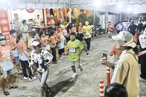 BIB: 
                            <button type="button" onclick="openModal(26305403)" class="btn btn-primary btn-sm float-right btn-popup" data-toggle="modal" data-target=".modal-high-quality">
                        <i class="fas fa-shopping-cart"></i> Add to Cart
                    </button>
                                            <button type="button" onclick="isThisMe(26305403, true)" class="btn btn-success btn-sm float-right btn-popup btn-isme hidden" data-toggle="tooltip" data-placement="bottom" title="นี่คือรูปของคุณใช่ไหม คลิกที่นี่เพื่อเอาเข้าอัลบั้ม">
                        <i class="fas fa-plus"></i> Add to album
                    </button>
                    <button type="button" onclick="isThisMe(26305403, false)" class="btn btn-warning btn-sm float-right btn-popup btn-isnotme hidden">
                        <i class="fas fa-ban"></i> Remove from album
                    </button>