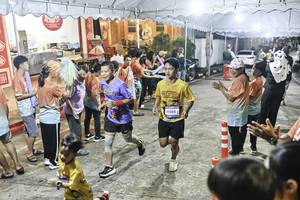 BIB: 
                            <button type="button" onclick="openModal(26304793)" class="btn btn-primary btn-sm float-right btn-popup" data-toggle="modal" data-target=".modal-high-quality">
                        <i class="fas fa-shopping-cart"></i> Add to Cart
                    </button>
                                            <button type="button" onclick="isThisMe(26304793, true)" class="btn btn-success btn-sm float-right btn-popup btn-isme hidden" data-toggle="tooltip" data-placement="bottom" title="นี่คือรูปของคุณใช่ไหม คลิกที่นี่เพื่อเอาเข้าอัลบั้ม">
                        <i class="fas fa-plus"></i> Add to album
                    </button>
                    <button type="button" onclick="isThisMe(26304793, false)" class="btn btn-warning btn-sm float-right btn-popup btn-isnotme hidden">
                        <i class="fas fa-ban"></i> Remove from album
                    </button>