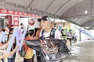 BIB: 
                            <button type="button" onclick="openModal(26303877)" class="btn btn-primary btn-sm float-right btn-popup" data-toggle="modal" data-target=".modal-high-quality">
                        <i class="fas fa-shopping-cart"></i> Add to Cart
                    </button>
                                            <button type="button" onclick="isThisMe(26303877, true)" class="btn btn-success btn-sm float-right btn-popup btn-isme hidden" data-toggle="tooltip" data-placement="bottom" title="นี่คือรูปของคุณใช่ไหม คลิกที่นี่เพื่อเอาเข้าอัลบั้ม">
                        <i class="fas fa-plus"></i> Add to album
                    </button>
                    <button type="button" onclick="isThisMe(26303877, false)" class="btn btn-warning btn-sm float-right btn-popup btn-isnotme hidden">
                        <i class="fas fa-ban"></i> Remove from album
                    </button>