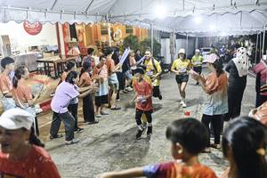 BIB: 
                            <button type="button" onclick="openModal(26304919)" class="btn btn-primary btn-sm float-right btn-popup" data-toggle="modal" data-target=".modal-high-quality">
                        <i class="fas fa-shopping-cart"></i> Add to Cart
                    </button>
                                            <button type="button" onclick="isThisMe(26304919, true)" class="btn btn-success btn-sm float-right btn-popup btn-isme hidden" data-toggle="tooltip" data-placement="bottom" title="นี่คือรูปของคุณใช่ไหม คลิกที่นี่เพื่อเอาเข้าอัลบั้ม">
                        <i class="fas fa-plus"></i> Add to album
                    </button>
                    <button type="button" onclick="isThisMe(26304919, false)" class="btn btn-warning btn-sm float-right btn-popup btn-isnotme hidden">
                        <i class="fas fa-ban"></i> Remove from album
                    </button>