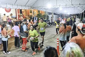 BIB: 
                            <button type="button" onclick="openModal(26305119)" class="btn btn-primary btn-sm float-right btn-popup" data-toggle="modal" data-target=".modal-high-quality">
                        <i class="fas fa-shopping-cart"></i> Add to Cart
                    </button>
                                            <button type="button" onclick="isThisMe(26305119, true)" class="btn btn-success btn-sm float-right btn-popup btn-isme hidden" data-toggle="tooltip" data-placement="bottom" title="นี่คือรูปของคุณใช่ไหม คลิกที่นี่เพื่อเอาเข้าอัลบั้ม">
                        <i class="fas fa-plus"></i> Add to album
                    </button>
                    <button type="button" onclick="isThisMe(26305119, false)" class="btn btn-warning btn-sm float-right btn-popup btn-isnotme hidden">
                        <i class="fas fa-ban"></i> Remove from album
                    </button>