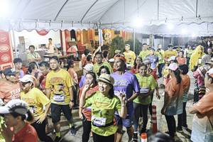 BIB: 
                            <button type="button" onclick="openModal(26305317)" class="btn btn-primary btn-sm float-right btn-popup" data-toggle="modal" data-target=".modal-high-quality">
                        <i class="fas fa-shopping-cart"></i> Add to Cart
                    </button>
                                            <button type="button" onclick="isThisMe(26305317, true)" class="btn btn-success btn-sm float-right btn-popup btn-isme hidden" data-toggle="tooltip" data-placement="bottom" title="นี่คือรูปของคุณใช่ไหม คลิกที่นี่เพื่อเอาเข้าอัลบั้ม">
                        <i class="fas fa-plus"></i> Add to album
                    </button>
                    <button type="button" onclick="isThisMe(26305317, false)" class="btn btn-warning btn-sm float-right btn-popup btn-isnotme hidden">
                        <i class="fas fa-ban"></i> Remove from album
                    </button>