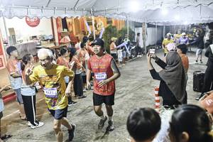 BIB: 
                            <button type="button" onclick="openModal(26304980)" class="btn btn-primary btn-sm float-right btn-popup" data-toggle="modal" data-target=".modal-high-quality">
                        <i class="fas fa-shopping-cart"></i> Add to Cart
                    </button>
                                            <button type="button" onclick="isThisMe(26304980, true)" class="btn btn-success btn-sm float-right btn-popup btn-isme hidden" data-toggle="tooltip" data-placement="bottom" title="นี่คือรูปของคุณใช่ไหม คลิกที่นี่เพื่อเอาเข้าอัลบั้ม">
                        <i class="fas fa-plus"></i> Add to album
                    </button>
                    <button type="button" onclick="isThisMe(26304980, false)" class="btn btn-warning btn-sm float-right btn-popup btn-isnotme hidden">
                        <i class="fas fa-ban"></i> Remove from album
                    </button>