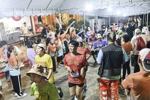 BIB: 
                            <button type="button" onclick="openModal(26305139)" class="btn btn-primary btn-sm float-right btn-popup" data-toggle="modal" data-target=".modal-high-quality">
                        <i class="fas fa-shopping-cart"></i> Add to Cart
                    </button>
                                            <button type="button" onclick="isThisMe(26305139, true)" class="btn btn-success btn-sm float-right btn-popup btn-isme hidden" data-toggle="tooltip" data-placement="bottom" title="นี่คือรูปของคุณใช่ไหม คลิกที่นี่เพื่อเอาเข้าอัลบั้ม">
                        <i class="fas fa-plus"></i> Add to album
                    </button>
                    <button type="button" onclick="isThisMe(26305139, false)" class="btn btn-warning btn-sm float-right btn-popup btn-isnotme hidden">
                        <i class="fas fa-ban"></i> Remove from album
                    </button>