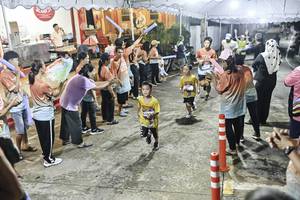 BIB: 
                            <button type="button" onclick="openModal(26304679)" class="btn btn-primary btn-sm float-right btn-popup" data-toggle="modal" data-target=".modal-high-quality">
                        <i class="fas fa-shopping-cart"></i> Add to Cart
                    </button>
                                            <button type="button" onclick="isThisMe(26304679, true)" class="btn btn-success btn-sm float-right btn-popup btn-isme hidden" data-toggle="tooltip" data-placement="bottom" title="นี่คือรูปของคุณใช่ไหม คลิกที่นี่เพื่อเอาเข้าอัลบั้ม">
                        <i class="fas fa-plus"></i> Add to album
                    </button>
                    <button type="button" onclick="isThisMe(26304679, false)" class="btn btn-warning btn-sm float-right btn-popup btn-isnotme hidden">
                        <i class="fas fa-ban"></i> Remove from album
                    </button>