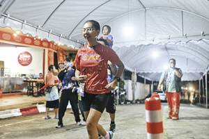 BIB: 
                            <button type="button" onclick="openModal(26306157)" class="btn btn-primary btn-sm float-right btn-popup" data-toggle="modal" data-target=".modal-high-quality">
                        <i class="fas fa-shopping-cart"></i> Add to Cart
                    </button>
                                            <button type="button" onclick="isThisMe(26306157, true)" class="btn btn-success btn-sm float-right btn-popup btn-isme hidden" data-toggle="tooltip" data-placement="bottom" title="นี่คือรูปของคุณใช่ไหม คลิกที่นี่เพื่อเอาเข้าอัลบั้ม">
                        <i class="fas fa-plus"></i> Add to album
                    </button>
                    <button type="button" onclick="isThisMe(26306157, false)" class="btn btn-warning btn-sm float-right btn-popup btn-isnotme hidden">
                        <i class="fas fa-ban"></i> Remove from album
                    </button>