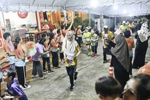 BIB: 
                            <button type="button" onclick="openModal(26304962)" class="btn btn-primary btn-sm float-right btn-popup" data-toggle="modal" data-target=".modal-high-quality">
                        <i class="fas fa-shopping-cart"></i> Add to Cart
                    </button>
                                            <button type="button" onclick="isThisMe(26304962, true)" class="btn btn-success btn-sm float-right btn-popup btn-isme hidden" data-toggle="tooltip" data-placement="bottom" title="นี่คือรูปของคุณใช่ไหม คลิกที่นี่เพื่อเอาเข้าอัลบั้ม">
                        <i class="fas fa-plus"></i> Add to album
                    </button>
                    <button type="button" onclick="isThisMe(26304962, false)" class="btn btn-warning btn-sm float-right btn-popup btn-isnotme hidden">
                        <i class="fas fa-ban"></i> Remove from album
                    </button>