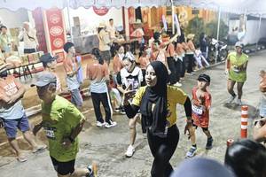 BIB: 
                            <button type="button" onclick="openModal(26305247)" class="btn btn-primary btn-sm float-right btn-popup" data-toggle="modal" data-target=".modal-high-quality">
                        <i class="fas fa-shopping-cart"></i> Add to Cart
                    </button>
                                            <button type="button" onclick="isThisMe(26305247, true)" class="btn btn-success btn-sm float-right btn-popup btn-isme hidden" data-toggle="tooltip" data-placement="bottom" title="นี่คือรูปของคุณใช่ไหม คลิกที่นี่เพื่อเอาเข้าอัลบั้ม">
                        <i class="fas fa-plus"></i> Add to album
                    </button>
                    <button type="button" onclick="isThisMe(26305247, false)" class="btn btn-warning btn-sm float-right btn-popup btn-isnotme hidden">
                        <i class="fas fa-ban"></i> Remove from album
                    </button>