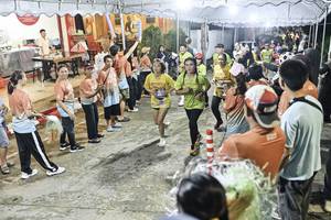 BIB: 
                            <button type="button" onclick="openModal(26305238)" class="btn btn-primary btn-sm float-right btn-popup" data-toggle="modal" data-target=".modal-high-quality">
                        <i class="fas fa-shopping-cart"></i> Add to Cart
                    </button>
                                            <button type="button" onclick="isThisMe(26305238, true)" class="btn btn-success btn-sm float-right btn-popup btn-isme hidden" data-toggle="tooltip" data-placement="bottom" title="นี่คือรูปของคุณใช่ไหม คลิกที่นี่เพื่อเอาเข้าอัลบั้ม">
                        <i class="fas fa-plus"></i> Add to album
                    </button>
                    <button type="button" onclick="isThisMe(26305238, false)" class="btn btn-warning btn-sm float-right btn-popup btn-isnotme hidden">
                        <i class="fas fa-ban"></i> Remove from album
                    </button>