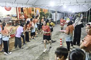 BIB: 
                            <button type="button" onclick="openModal(26304926)" class="btn btn-primary btn-sm float-right btn-popup" data-toggle="modal" data-target=".modal-high-quality">
                        <i class="fas fa-shopping-cart"></i> Add to Cart
                    </button>
                                            <button type="button" onclick="isThisMe(26304926, true)" class="btn btn-success btn-sm float-right btn-popup btn-isme hidden" data-toggle="tooltip" data-placement="bottom" title="นี่คือรูปของคุณใช่ไหม คลิกที่นี่เพื่อเอาเข้าอัลบั้ม">
                        <i class="fas fa-plus"></i> Add to album
                    </button>
                    <button type="button" onclick="isThisMe(26304926, false)" class="btn btn-warning btn-sm float-right btn-popup btn-isnotme hidden">
                        <i class="fas fa-ban"></i> Remove from album
                    </button>