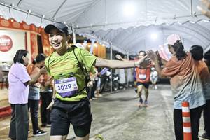 BIB: 
                            <button type="button" onclick="openModal(26304499)" class="btn btn-primary btn-sm float-right btn-popup" data-toggle="modal" data-target=".modal-high-quality">
                        <i class="fas fa-shopping-cart"></i> Add to Cart
                    </button>
                                            <button type="button" onclick="isThisMe(26304499, true)" class="btn btn-success btn-sm float-right btn-popup btn-isme hidden" data-toggle="tooltip" data-placement="bottom" title="นี่คือรูปของคุณใช่ไหม คลิกที่นี่เพื่อเอาเข้าอัลบั้ม">
                        <i class="fas fa-plus"></i> Add to album
                    </button>
                    <button type="button" onclick="isThisMe(26304499, false)" class="btn btn-warning btn-sm float-right btn-popup btn-isnotme hidden">
                        <i class="fas fa-ban"></i> Remove from album
                    </button>