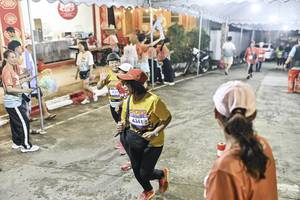 BIB: 
                            <button type="button" onclick="openModal(26306074)" class="btn btn-primary btn-sm float-right btn-popup" data-toggle="modal" data-target=".modal-high-quality">
                        <i class="fas fa-shopping-cart"></i> Add to Cart
                    </button>
                                            <button type="button" onclick="isThisMe(26306074, true)" class="btn btn-success btn-sm float-right btn-popup btn-isme hidden" data-toggle="tooltip" data-placement="bottom" title="นี่คือรูปของคุณใช่ไหม คลิกที่นี่เพื่อเอาเข้าอัลบั้ม">
                        <i class="fas fa-plus"></i> Add to album
                    </button>
                    <button type="button" onclick="isThisMe(26306074, false)" class="btn btn-warning btn-sm float-right btn-popup btn-isnotme hidden">
                        <i class="fas fa-ban"></i> Remove from album
                    </button>