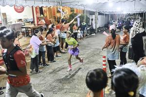 BIB: 
                            <button type="button" onclick="openModal(26305013)" class="btn btn-primary btn-sm float-right btn-popup" data-toggle="modal" data-target=".modal-high-quality">
                        <i class="fas fa-shopping-cart"></i> Add to Cart
                    </button>
                                            <button type="button" onclick="isThisMe(26305013, true)" class="btn btn-success btn-sm float-right btn-popup btn-isme hidden" data-toggle="tooltip" data-placement="bottom" title="นี่คือรูปของคุณใช่ไหม คลิกที่นี่เพื่อเอาเข้าอัลบั้ม">
                        <i class="fas fa-plus"></i> Add to album
                    </button>
                    <button type="button" onclick="isThisMe(26305013, false)" class="btn btn-warning btn-sm float-right btn-popup btn-isnotme hidden">
                        <i class="fas fa-ban"></i> Remove from album
                    </button>