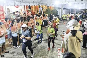 BIB: 
                            <button type="button" onclick="openModal(26305377)" class="btn btn-primary btn-sm float-right btn-popup" data-toggle="modal" data-target=".modal-high-quality">
                        <i class="fas fa-shopping-cart"></i> Add to Cart
                    </button>
                                            <button type="button" onclick="isThisMe(26305377, true)" class="btn btn-success btn-sm float-right btn-popup btn-isme hidden" data-toggle="tooltip" data-placement="bottom" title="นี่คือรูปของคุณใช่ไหม คลิกที่นี่เพื่อเอาเข้าอัลบั้ม">
                        <i class="fas fa-plus"></i> Add to album
                    </button>
                    <button type="button" onclick="isThisMe(26305377, false)" class="btn btn-warning btn-sm float-right btn-popup btn-isnotme hidden">
                        <i class="fas fa-ban"></i> Remove from album
                    </button>