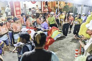 BIB: 
                            <button type="button" onclick="openModal(26305345)" class="btn btn-primary btn-sm float-right btn-popup" data-toggle="modal" data-target=".modal-high-quality">
                        <i class="fas fa-shopping-cart"></i> Add to Cart
                    </button>
                                            <button type="button" onclick="isThisMe(26305345, true)" class="btn btn-success btn-sm float-right btn-popup btn-isme hidden" data-toggle="tooltip" data-placement="bottom" title="นี่คือรูปของคุณใช่ไหม คลิกที่นี่เพื่อเอาเข้าอัลบั้ม">
                        <i class="fas fa-plus"></i> Add to album
                    </button>
                    <button type="button" onclick="isThisMe(26305345, false)" class="btn btn-warning btn-sm float-right btn-popup btn-isnotme hidden">
                        <i class="fas fa-ban"></i> Remove from album
                    </button>