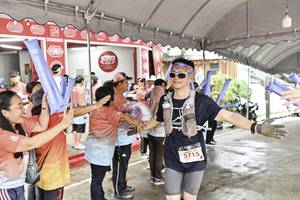 BIB: 
                            <button type="button" onclick="openModal(26303872)" class="btn btn-primary btn-sm float-right btn-popup" data-toggle="modal" data-target=".modal-high-quality">
                        <i class="fas fa-shopping-cart"></i> Add to Cart
                    </button>
                                            <button type="button" onclick="isThisMe(26303872, true)" class="btn btn-success btn-sm float-right btn-popup btn-isme hidden" data-toggle="tooltip" data-placement="bottom" title="นี่คือรูปของคุณใช่ไหม คลิกที่นี่เพื่อเอาเข้าอัลบั้ม">
                        <i class="fas fa-plus"></i> Add to album
                    </button>
                    <button type="button" onclick="isThisMe(26303872, false)" class="btn btn-warning btn-sm float-right btn-popup btn-isnotme hidden">
                        <i class="fas fa-ban"></i> Remove from album
                    </button>