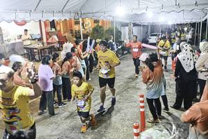 BIB: 
                            <button type="button" onclick="openModal(26305199)" class="btn btn-primary btn-sm float-right btn-popup" data-toggle="modal" data-target=".modal-high-quality">
                        <i class="fas fa-shopping-cart"></i> Add to Cart
                    </button>
                                            <button type="button" onclick="isThisMe(26305199, true)" class="btn btn-success btn-sm float-right btn-popup btn-isme hidden" data-toggle="tooltip" data-placement="bottom" title="นี่คือรูปของคุณใช่ไหม คลิกที่นี่เพื่อเอาเข้าอัลบั้ม">
                        <i class="fas fa-plus"></i> Add to album
                    </button>
                    <button type="button" onclick="isThisMe(26305199, false)" class="btn btn-warning btn-sm float-right btn-popup btn-isnotme hidden">
                        <i class="fas fa-ban"></i> Remove from album
                    </button>