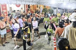 BIB: 
                            <button type="button" onclick="openModal(26305564)" class="btn btn-primary btn-sm float-right btn-popup" data-toggle="modal" data-target=".modal-high-quality">
                        <i class="fas fa-shopping-cart"></i> Add to Cart
                    </button>
                                            <button type="button" onclick="isThisMe(26305564, true)" class="btn btn-success btn-sm float-right btn-popup btn-isme hidden" data-toggle="tooltip" data-placement="bottom" title="นี่คือรูปของคุณใช่ไหม คลิกที่นี่เพื่อเอาเข้าอัลบั้ม">
                        <i class="fas fa-plus"></i> Add to album
                    </button>
                    <button type="button" onclick="isThisMe(26305564, false)" class="btn btn-warning btn-sm float-right btn-popup btn-isnotme hidden">
                        <i class="fas fa-ban"></i> Remove from album
                    </button>