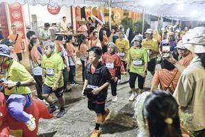 BIB: 
                            <button type="button" onclick="openModal(26305511)" class="btn btn-primary btn-sm float-right btn-popup" data-toggle="modal" data-target=".modal-high-quality">
                        <i class="fas fa-shopping-cart"></i> Add to Cart
                    </button>
                                            <button type="button" onclick="isThisMe(26305511, true)" class="btn btn-success btn-sm float-right btn-popup btn-isme hidden" data-toggle="tooltip" data-placement="bottom" title="นี่คือรูปของคุณใช่ไหม คลิกที่นี่เพื่อเอาเข้าอัลบั้ม">
                        <i class="fas fa-plus"></i> Add to album
                    </button>
                    <button type="button" onclick="isThisMe(26305511, false)" class="btn btn-warning btn-sm float-right btn-popup btn-isnotme hidden">
                        <i class="fas fa-ban"></i> Remove from album
                    </button>