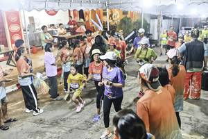 BIB: 
                            <button type="button" onclick="openModal(26305741)" class="btn btn-primary btn-sm float-right btn-popup" data-toggle="modal" data-target=".modal-high-quality">
                        <i class="fas fa-shopping-cart"></i> Add to Cart
                    </button>
                                            <button type="button" onclick="isThisMe(26305741, true)" class="btn btn-success btn-sm float-right btn-popup btn-isme hidden" data-toggle="tooltip" data-placement="bottom" title="นี่คือรูปของคุณใช่ไหม คลิกที่นี่เพื่อเอาเข้าอัลบั้ม">
                        <i class="fas fa-plus"></i> Add to album
                    </button>
                    <button type="button" onclick="isThisMe(26305741, false)" class="btn btn-warning btn-sm float-right btn-popup btn-isnotme hidden">
                        <i class="fas fa-ban"></i> Remove from album
                    </button>