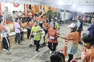 BIB: 
                            <button type="button" onclick="openModal(26305839)" class="btn btn-primary btn-sm float-right btn-popup" data-toggle="modal" data-target=".modal-high-quality">
                        <i class="fas fa-shopping-cart"></i> Add to Cart
                    </button>
                                            <button type="button" onclick="isThisMe(26305839, true)" class="btn btn-success btn-sm float-right btn-popup btn-isme hidden" data-toggle="tooltip" data-placement="bottom" title="นี่คือรูปของคุณใช่ไหม คลิกที่นี่เพื่อเอาเข้าอัลบั้ม">
                        <i class="fas fa-plus"></i> Add to album
                    </button>
                    <button type="button" onclick="isThisMe(26305839, false)" class="btn btn-warning btn-sm float-right btn-popup btn-isnotme hidden">
                        <i class="fas fa-ban"></i> Remove from album
                    </button>