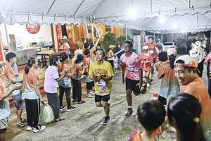 BIB: 
                            <button type="button" onclick="openModal(26304843)" class="btn btn-primary btn-sm float-right btn-popup" data-toggle="modal" data-target=".modal-high-quality">
                        <i class="fas fa-shopping-cart"></i> Add to Cart
                    </button>
                                            <button type="button" onclick="isThisMe(26304843, true)" class="btn btn-success btn-sm float-right btn-popup btn-isme hidden" data-toggle="tooltip" data-placement="bottom" title="นี่คือรูปของคุณใช่ไหม คลิกที่นี่เพื่อเอาเข้าอัลบั้ม">
                        <i class="fas fa-plus"></i> Add to album
                    </button>
                    <button type="button" onclick="isThisMe(26304843, false)" class="btn btn-warning btn-sm float-right btn-popup btn-isnotme hidden">
                        <i class="fas fa-ban"></i> Remove from album
                    </button>