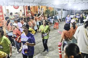 BIB: 
                            <button type="button" onclick="openModal(26305586)" class="btn btn-primary btn-sm float-right btn-popup" data-toggle="modal" data-target=".modal-high-quality">
                        <i class="fas fa-shopping-cart"></i> Add to Cart
                    </button>
                                            <button type="button" onclick="isThisMe(26305586, true)" class="btn btn-success btn-sm float-right btn-popup btn-isme hidden" data-toggle="tooltip" data-placement="bottom" title="นี่คือรูปของคุณใช่ไหม คลิกที่นี่เพื่อเอาเข้าอัลบั้ม">
                        <i class="fas fa-plus"></i> Add to album
                    </button>
                    <button type="button" onclick="isThisMe(26305586, false)" class="btn btn-warning btn-sm float-right btn-popup btn-isnotme hidden">
                        <i class="fas fa-ban"></i> Remove from album
                    </button>