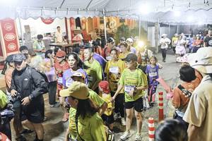 BIB: 
                            <button type="button" onclick="openModal(26305439)" class="btn btn-primary btn-sm float-right btn-popup" data-toggle="modal" data-target=".modal-high-quality">
                        <i class="fas fa-shopping-cart"></i> Add to Cart
                    </button>
                                            <button type="button" onclick="isThisMe(26305439, true)" class="btn btn-success btn-sm float-right btn-popup btn-isme hidden" data-toggle="tooltip" data-placement="bottom" title="นี่คือรูปของคุณใช่ไหม คลิกที่นี่เพื่อเอาเข้าอัลบั้ม">
                        <i class="fas fa-plus"></i> Add to album
                    </button>
                    <button type="button" onclick="isThisMe(26305439, false)" class="btn btn-warning btn-sm float-right btn-popup btn-isnotme hidden">
                        <i class="fas fa-ban"></i> Remove from album
                    </button>