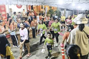 BIB: 
                            <button type="button" onclick="openModal(26305568)" class="btn btn-primary btn-sm float-right btn-popup" data-toggle="modal" data-target=".modal-high-quality">
                        <i class="fas fa-shopping-cart"></i> Add to Cart
                    </button>
                                            <button type="button" onclick="isThisMe(26305568, true)" class="btn btn-success btn-sm float-right btn-popup btn-isme hidden" data-toggle="tooltip" data-placement="bottom" title="นี่คือรูปของคุณใช่ไหม คลิกที่นี่เพื่อเอาเข้าอัลบั้ม">
                        <i class="fas fa-plus"></i> Add to album
                    </button>
                    <button type="button" onclick="isThisMe(26305568, false)" class="btn btn-warning btn-sm float-right btn-popup btn-isnotme hidden">
                        <i class="fas fa-ban"></i> Remove from album
                    </button>