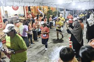 BIB: 
                            <button type="button" onclick="openModal(26304975)" class="btn btn-primary btn-sm float-right btn-popup" data-toggle="modal" data-target=".modal-high-quality">
                        <i class="fas fa-shopping-cart"></i> Add to Cart
                    </button>
                                            <button type="button" onclick="isThisMe(26304975, true)" class="btn btn-success btn-sm float-right btn-popup btn-isme hidden" data-toggle="tooltip" data-placement="bottom" title="นี่คือรูปของคุณใช่ไหม คลิกที่นี่เพื่อเอาเข้าอัลบั้ม">
                        <i class="fas fa-plus"></i> Add to album
                    </button>
                    <button type="button" onclick="isThisMe(26304975, false)" class="btn btn-warning btn-sm float-right btn-popup btn-isnotme hidden">
                        <i class="fas fa-ban"></i> Remove from album
                    </button>